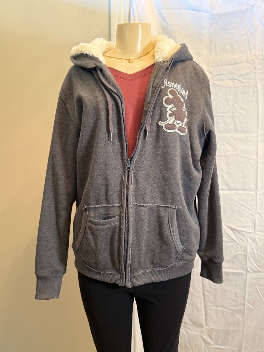 Disneyland Grey Mickey Mouse Zip Front Hoodie Fuzzy Lining Inside. Women's XL